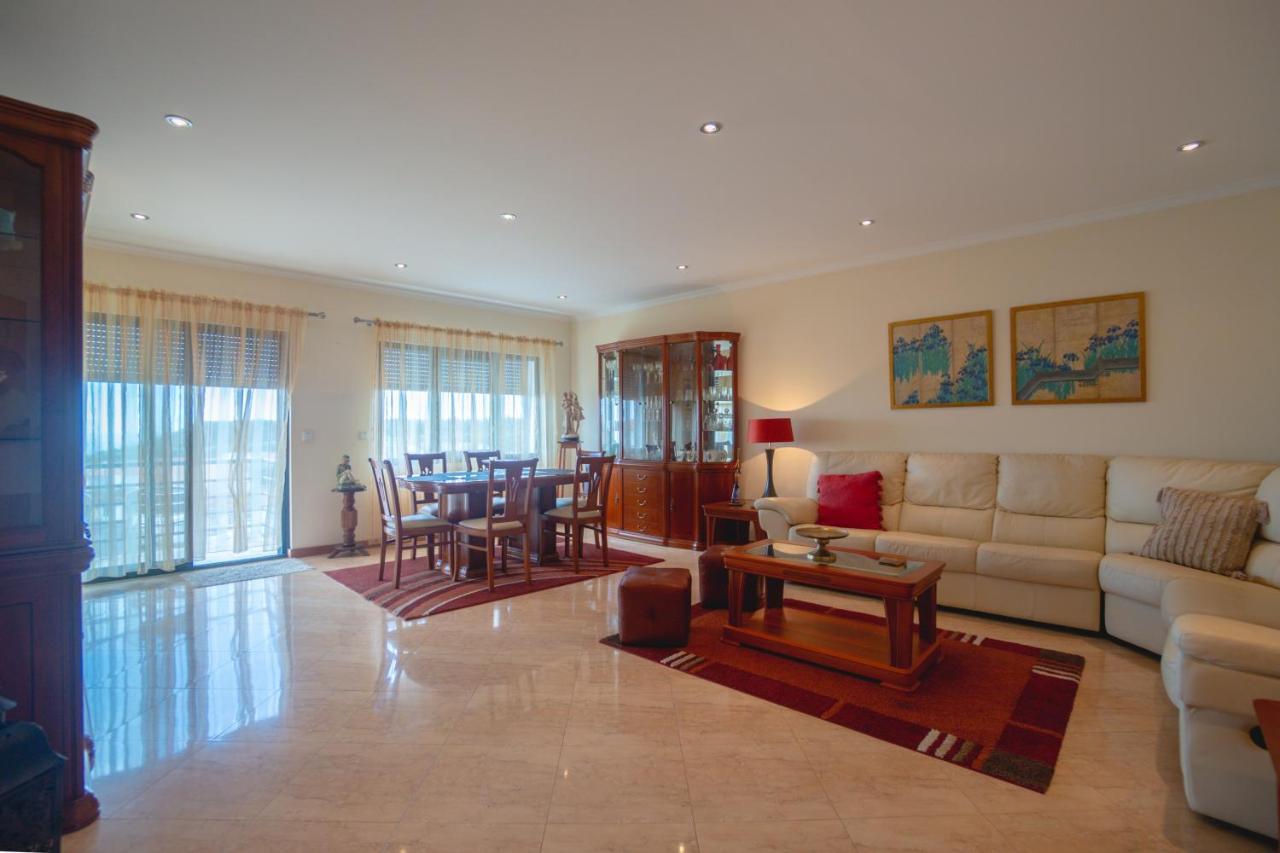 Large Modern Ponta Delgada Apartment エクステリア 写真